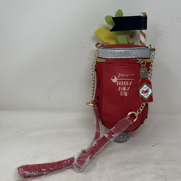 Betsy’s Johnson Bloody Mary bar it’s bloody good crossbody - Picture 5 of 8